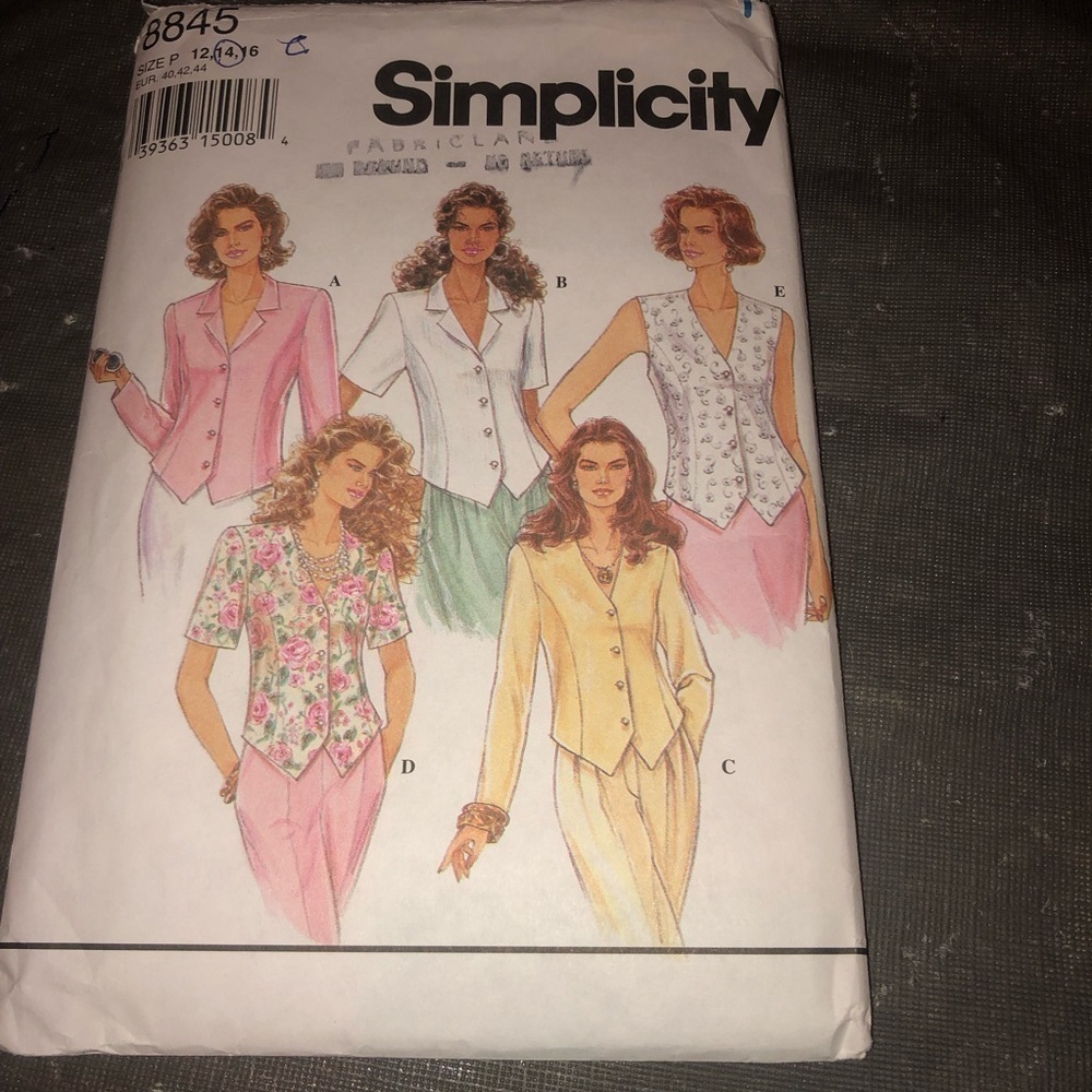 8845 Vintage Simplicity SEWING Pattern Misses 1990s Semi Fitted Top Blouse Shirt